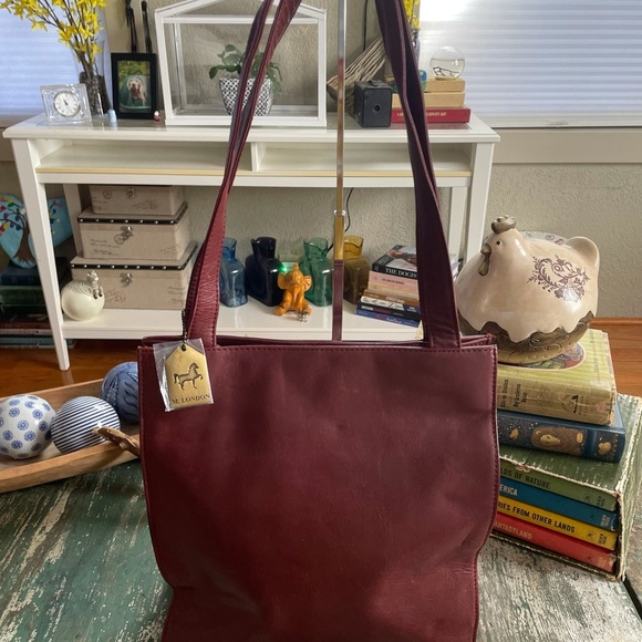 ♥️ UNIQUE ♥️ M. London Distressed Brown Leather Utility Tote NWOT 🫶🏻👜 - Picture 7 of 15